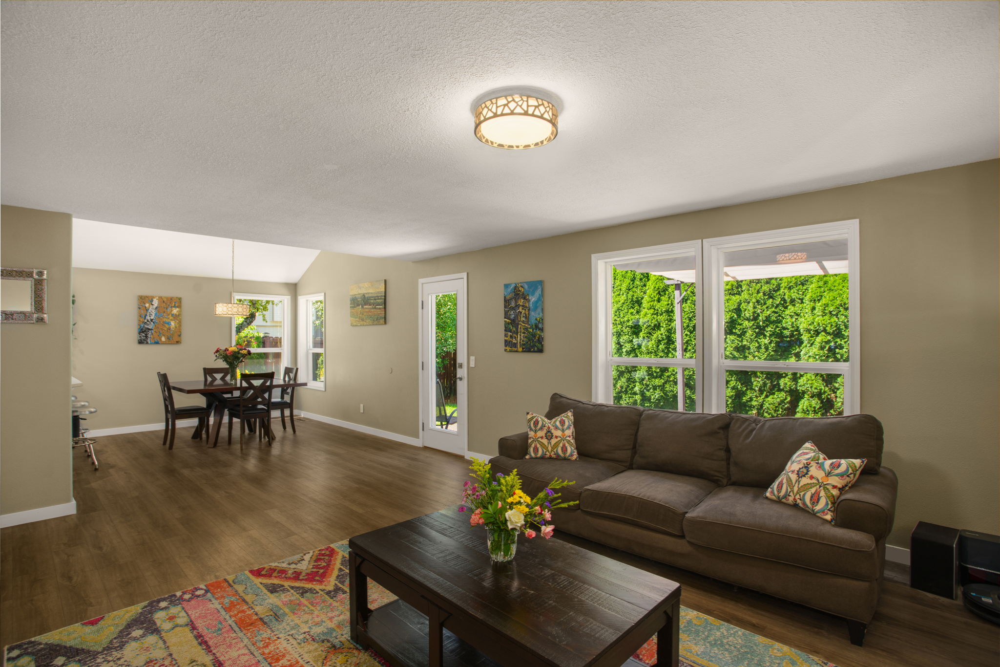 Living Room/Dining Room