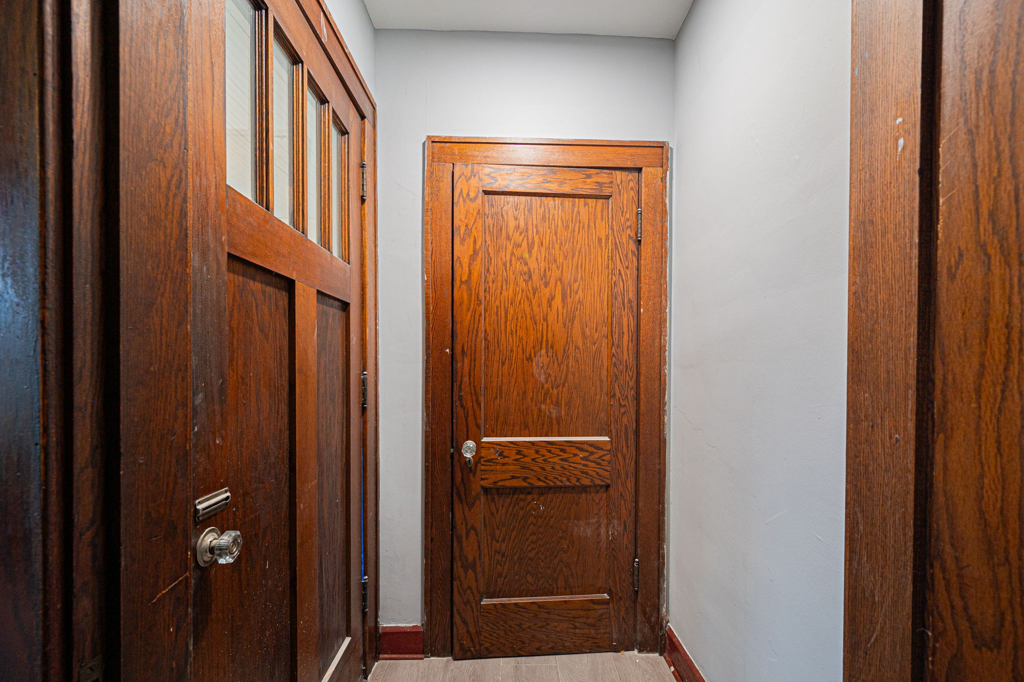 2263-2265 Leonard Ave-8