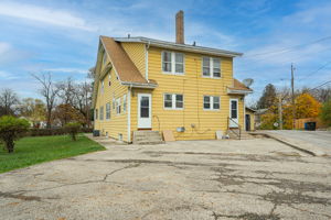 2263-2265 Leonard Ave-4