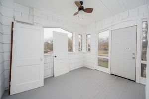 2263-2265 Leonard Ave-6