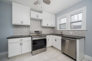 2263-2265 Leonard Ave-14