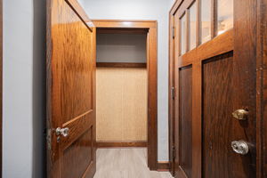 2263-2265 Leonard Ave-46