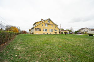 2263-2265 Leonard Ave-48