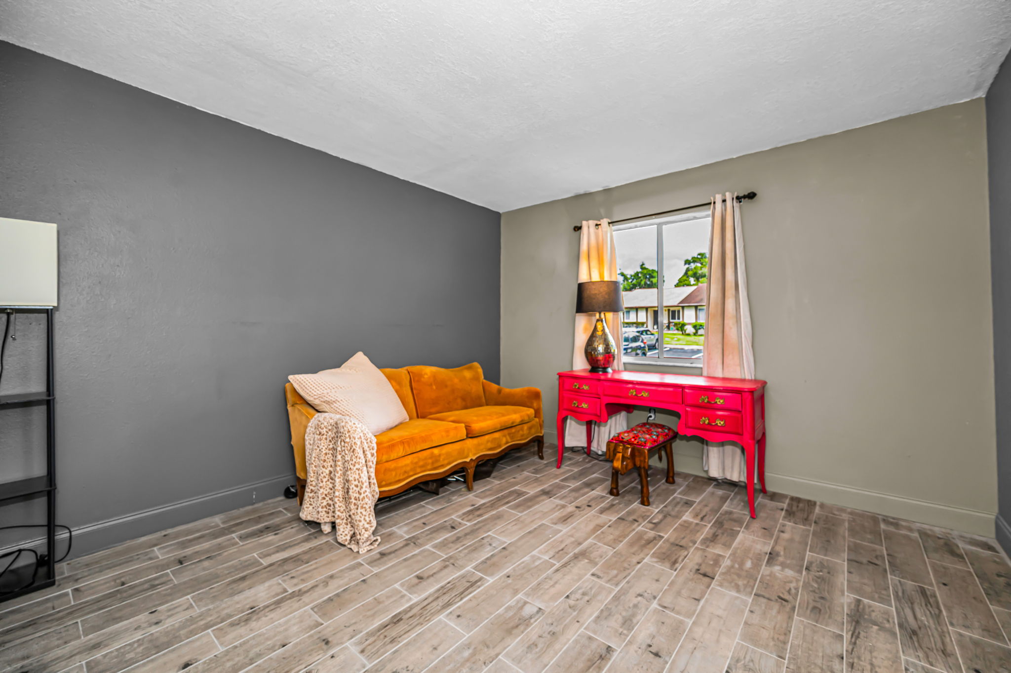 Bedroom2a