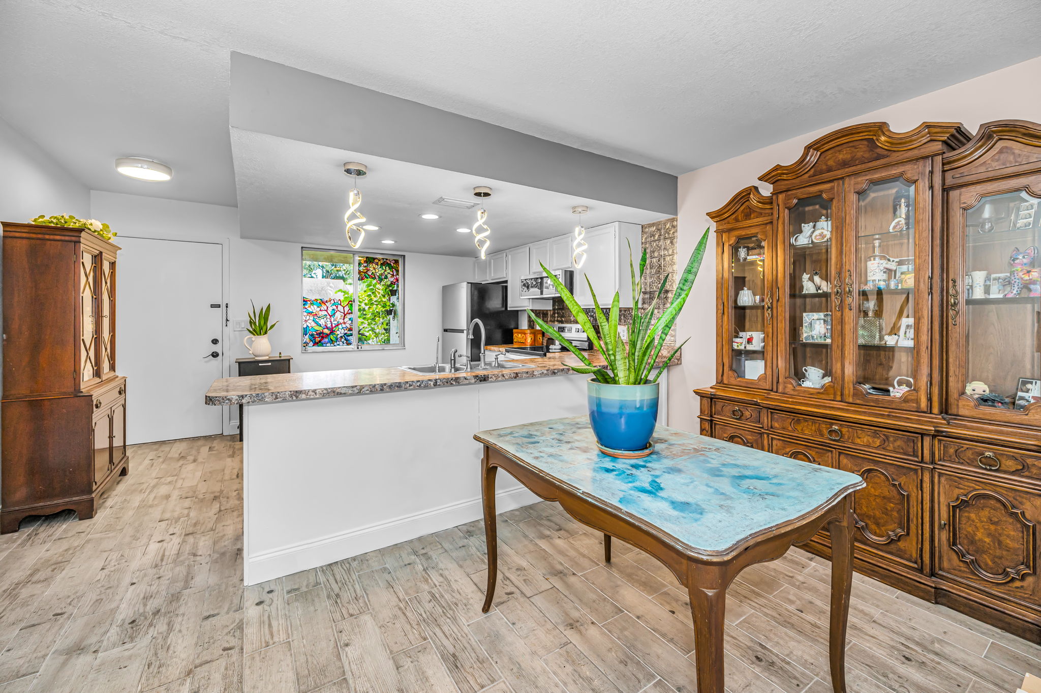 Dining Room1