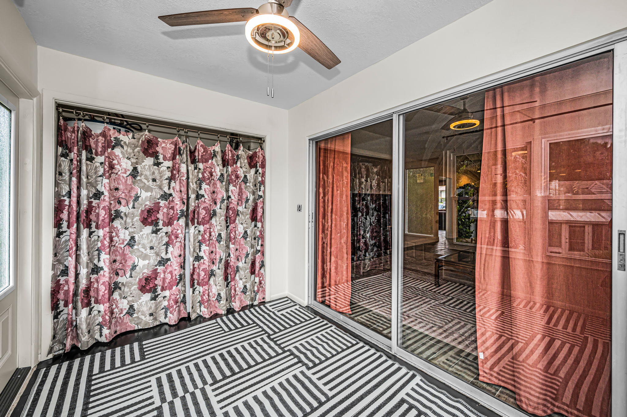 Sun Room3