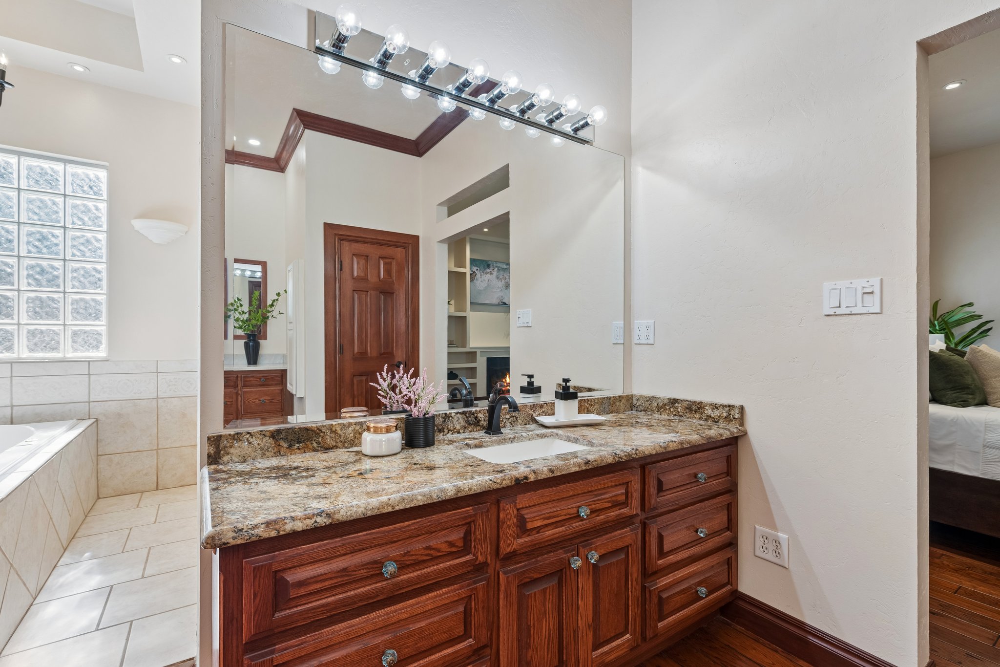 2264 County Rd 1350_021 (2).jpg
