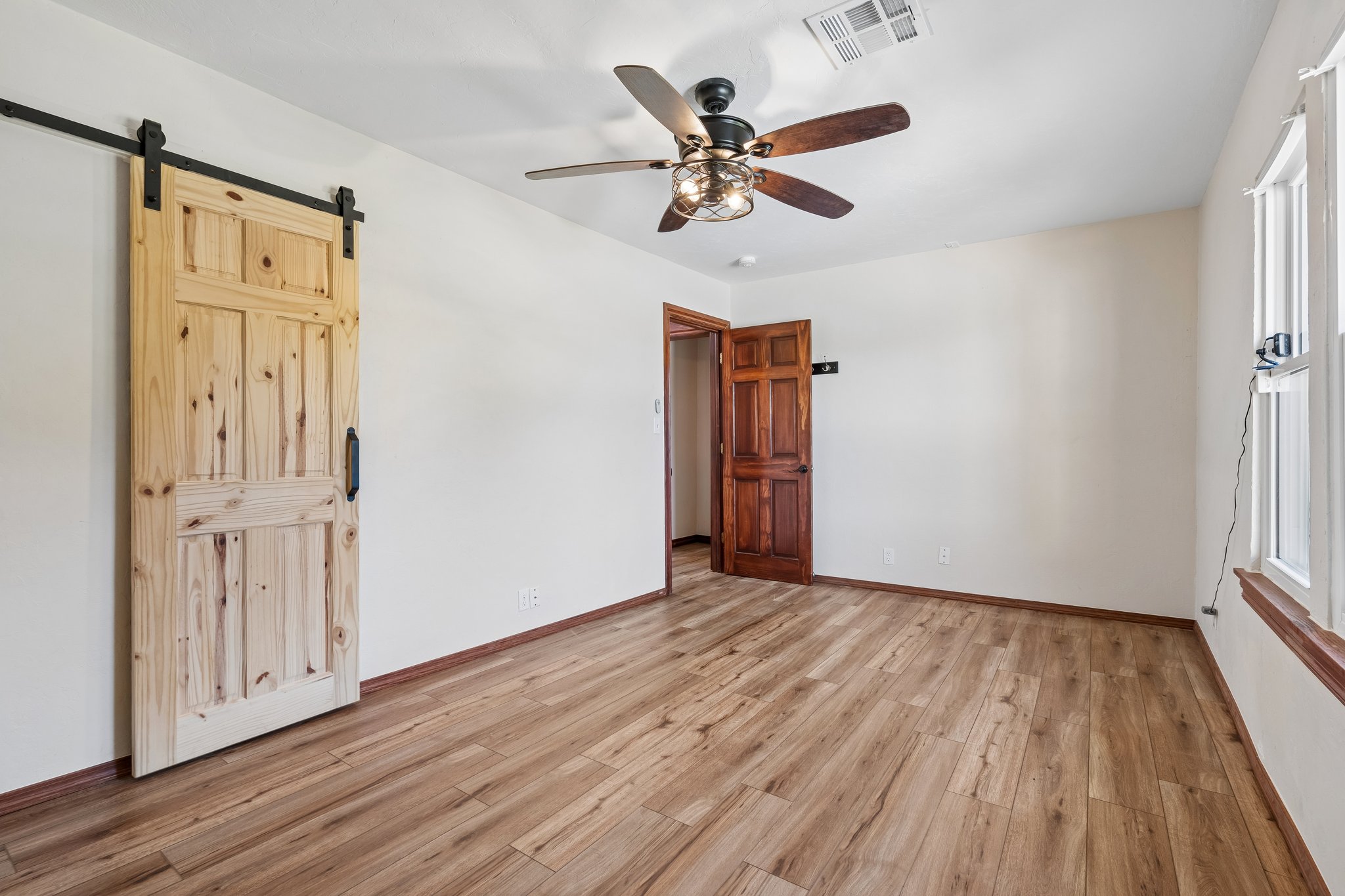 2264 County Rd 1350_024 (2).jpg