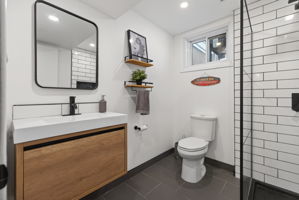  Photo 40