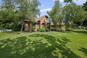  Photo 0