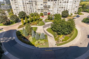 2267 Lake Shore Blvd W, Etobicoke, ON M8V 3X2, Canada Photo 28