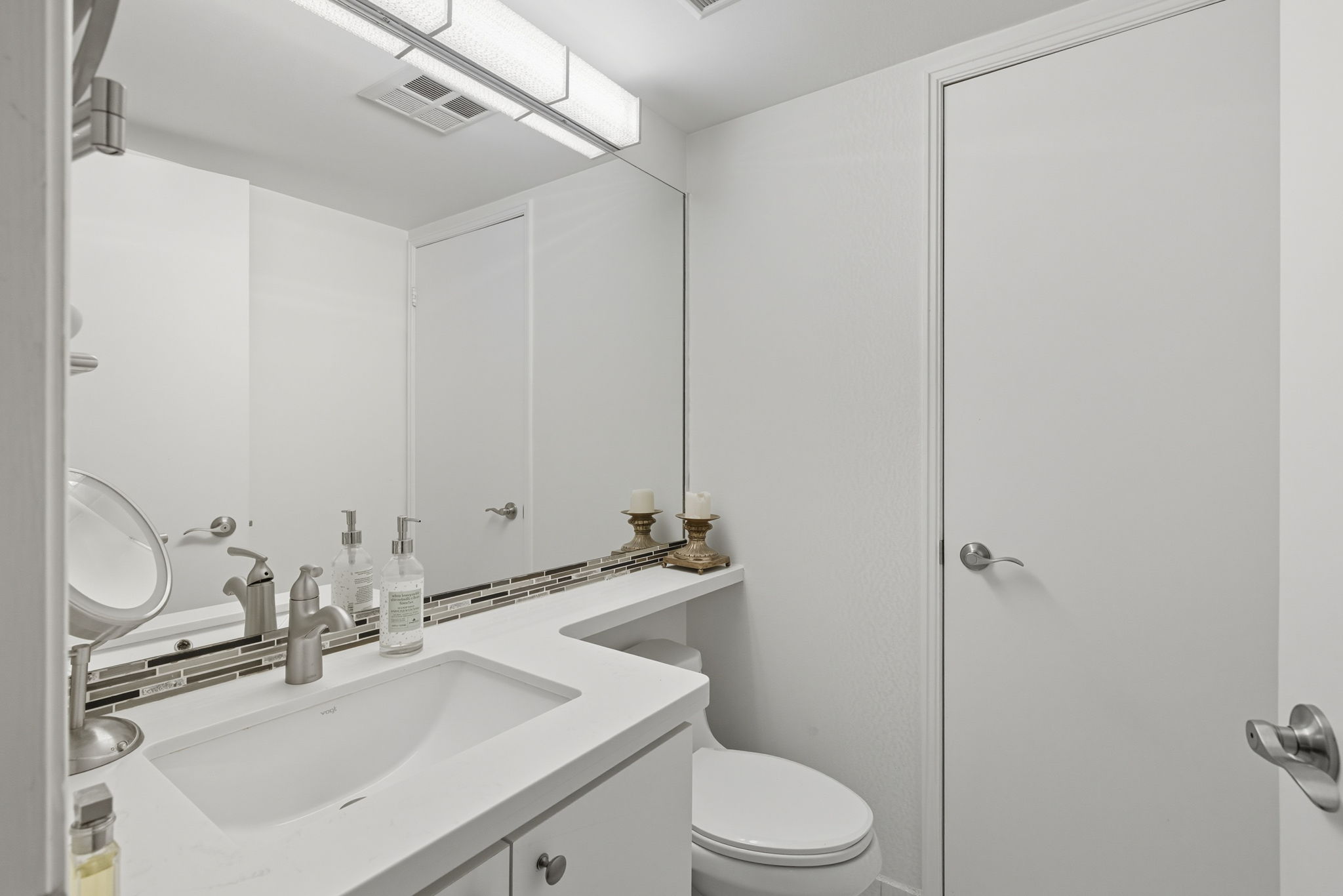 Powder Room with Ensuite Laundry