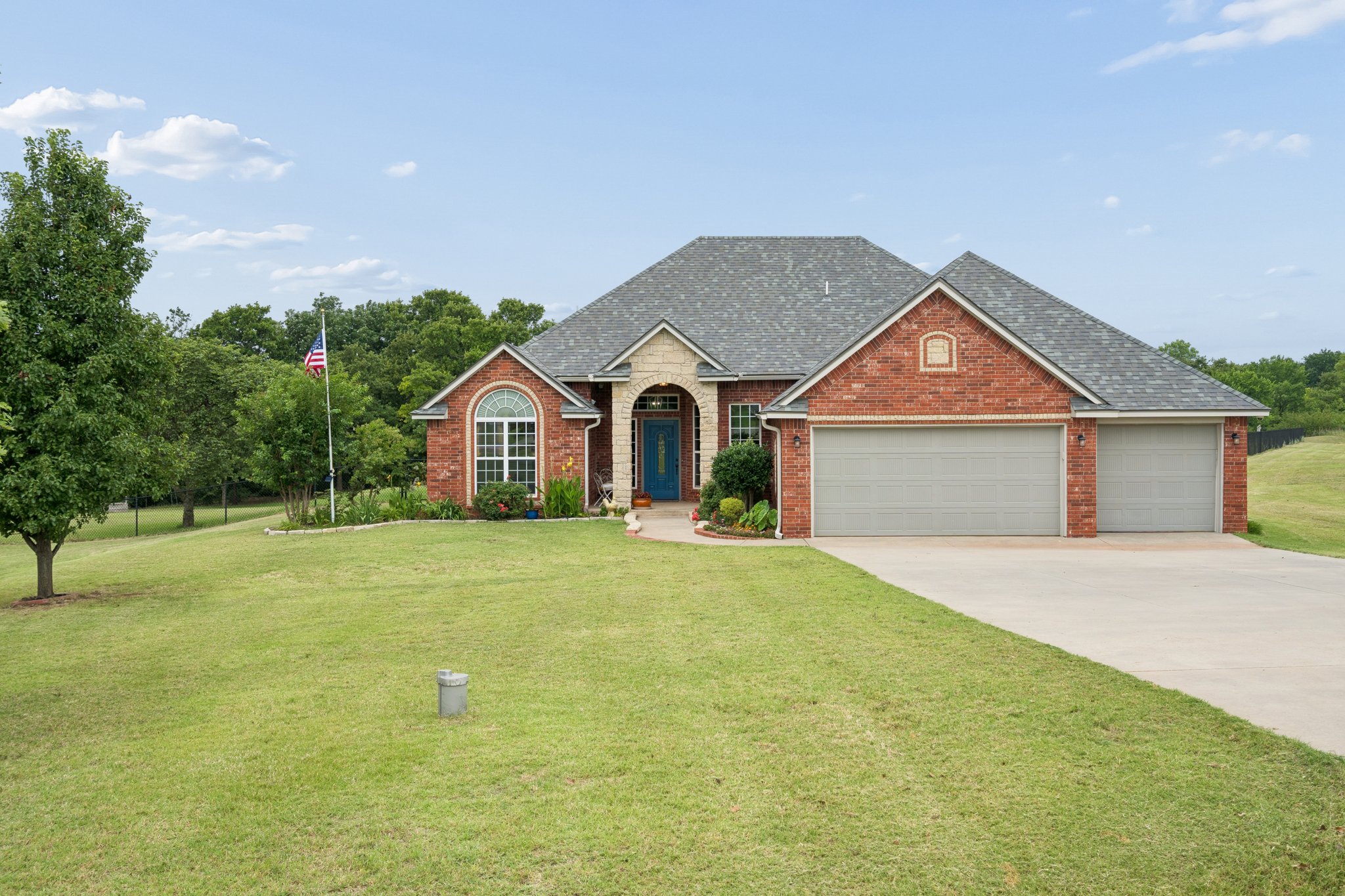 2267 Sandpiper Dr_002.jpg