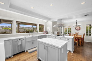  Photo 76
