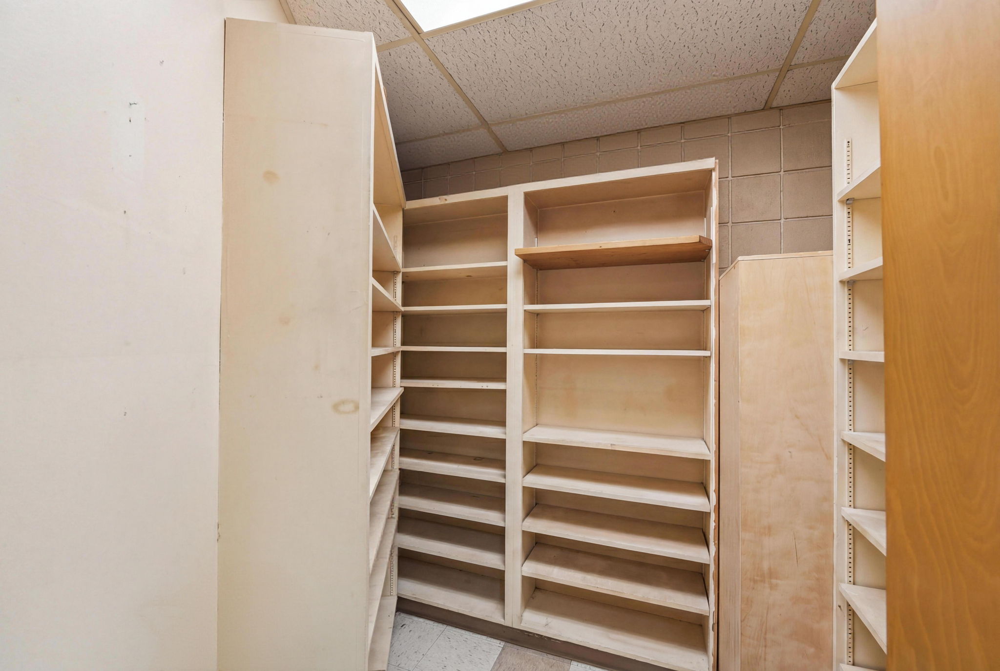 Virtual Declutter/Staging