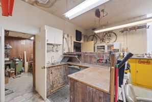 Virtual Declutter/Staging