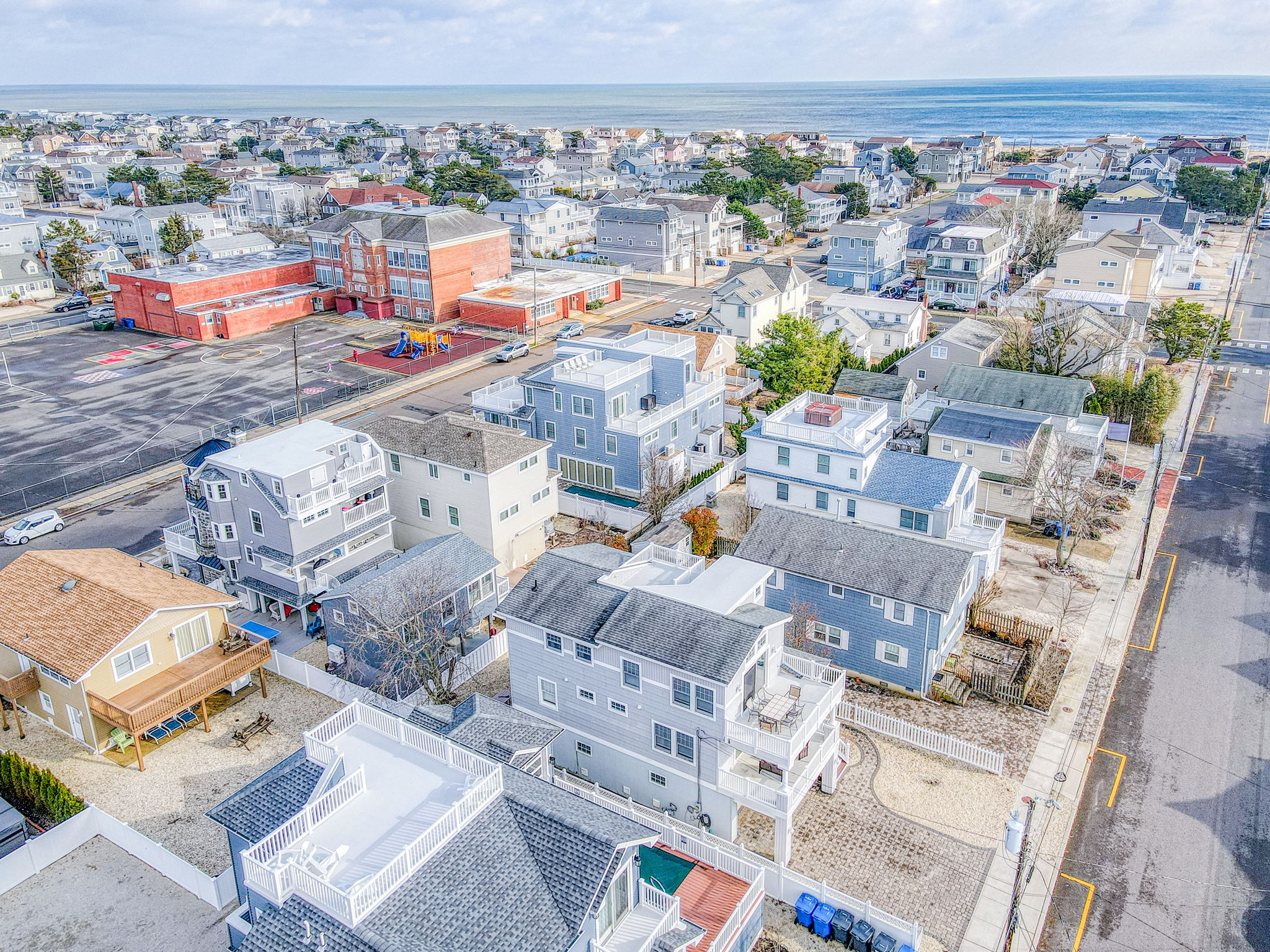  227 6th St, Surf City, NJ 08008, US Photo 2