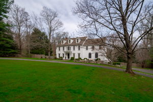 227 Canoe Hill Rd, New Canaan, CT 06840, USA Photo 3