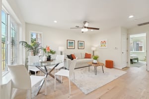 Holmes St-2304-033.jpg