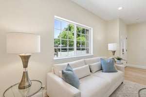 Holmes St-0605-007.jpg