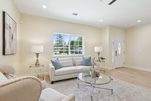 Holmes St-0605-008.jpg