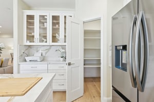 Holmes St-0605-018.jpg