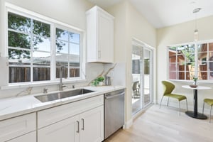 Holmes St-0605-019.jpg