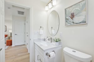Holmes St-0605-042.jpg
