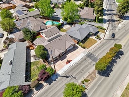 Holmes St-0605-056.jpg