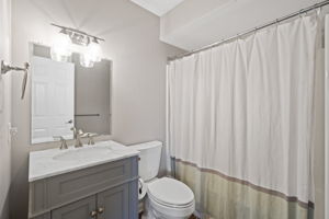  Photo 37