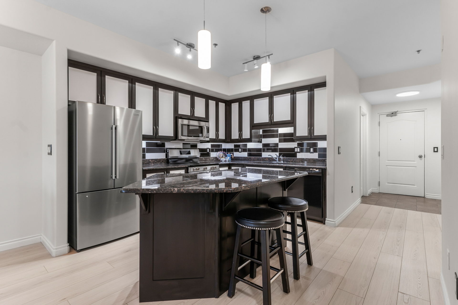 227 Pinehouse-QuikSell-7
