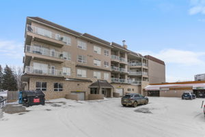 227 Pinehouse-QuikSell-1