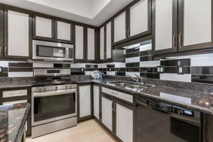 227 Pinehouse-QuikSell-8