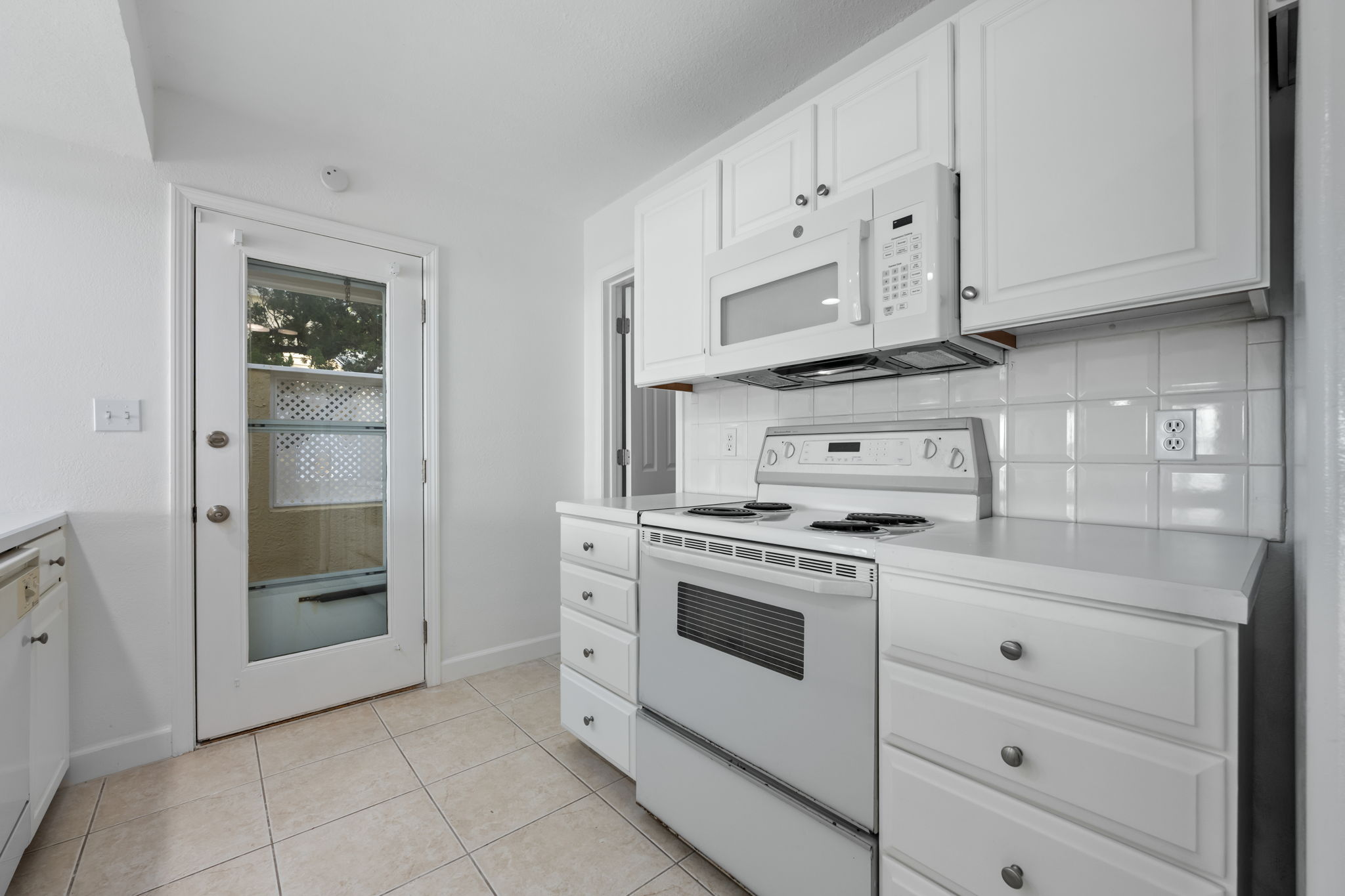 227 Shalimar Dr 227-Shalimar-40