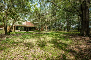 Rear Fenced Yard4