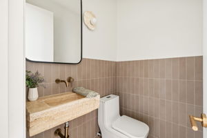  Photo 37