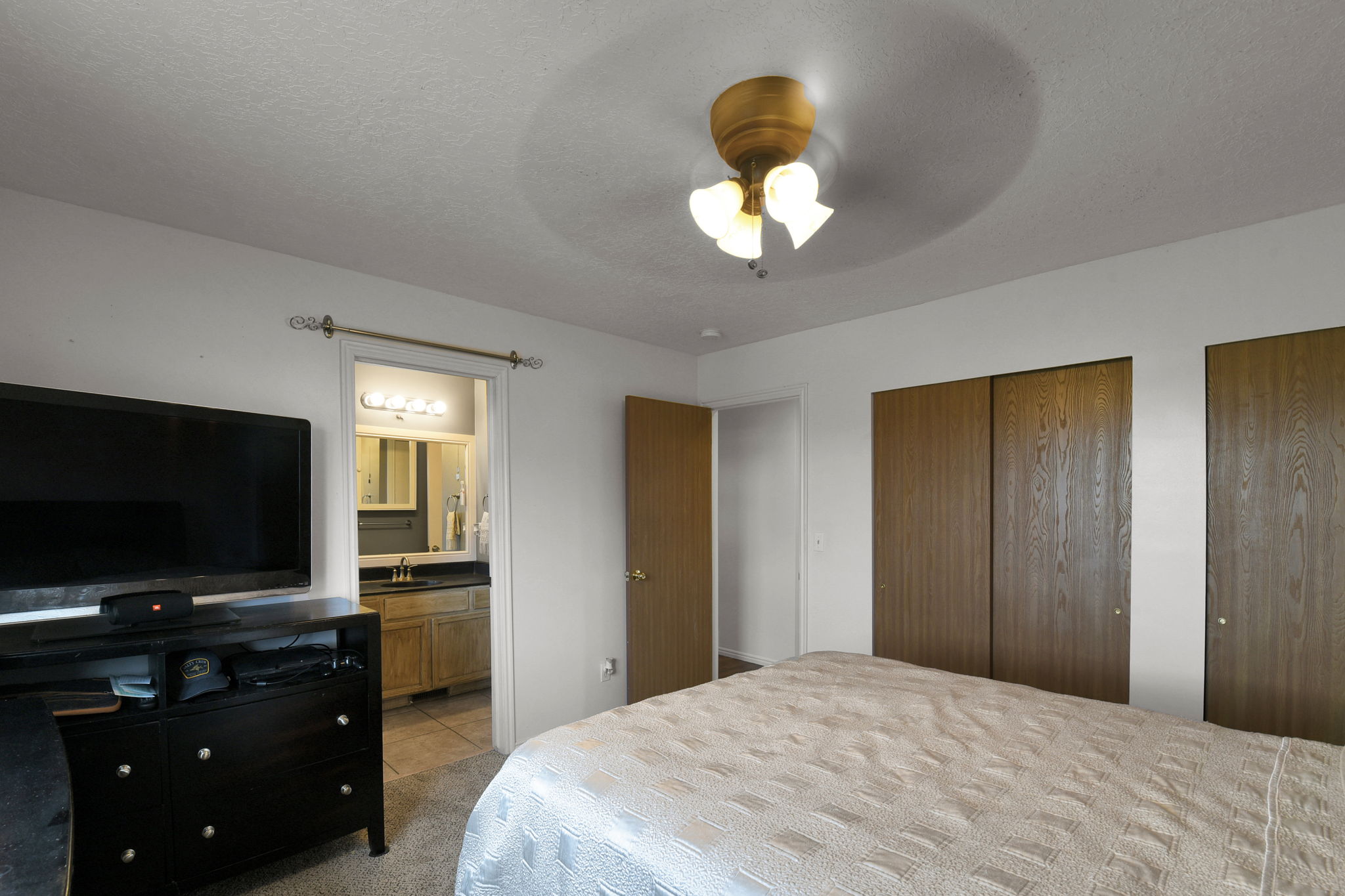  2272 S 300 W, Clearfield, UT 84015, US Photo 11