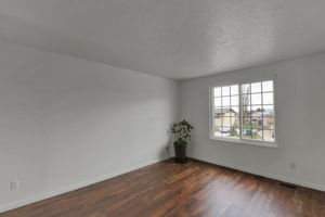  2272 S 300 W, Clearfield, UT 84015, US Photo 1