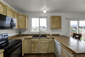  2272 S 300 W, Clearfield, UT 84015, US Photo 9