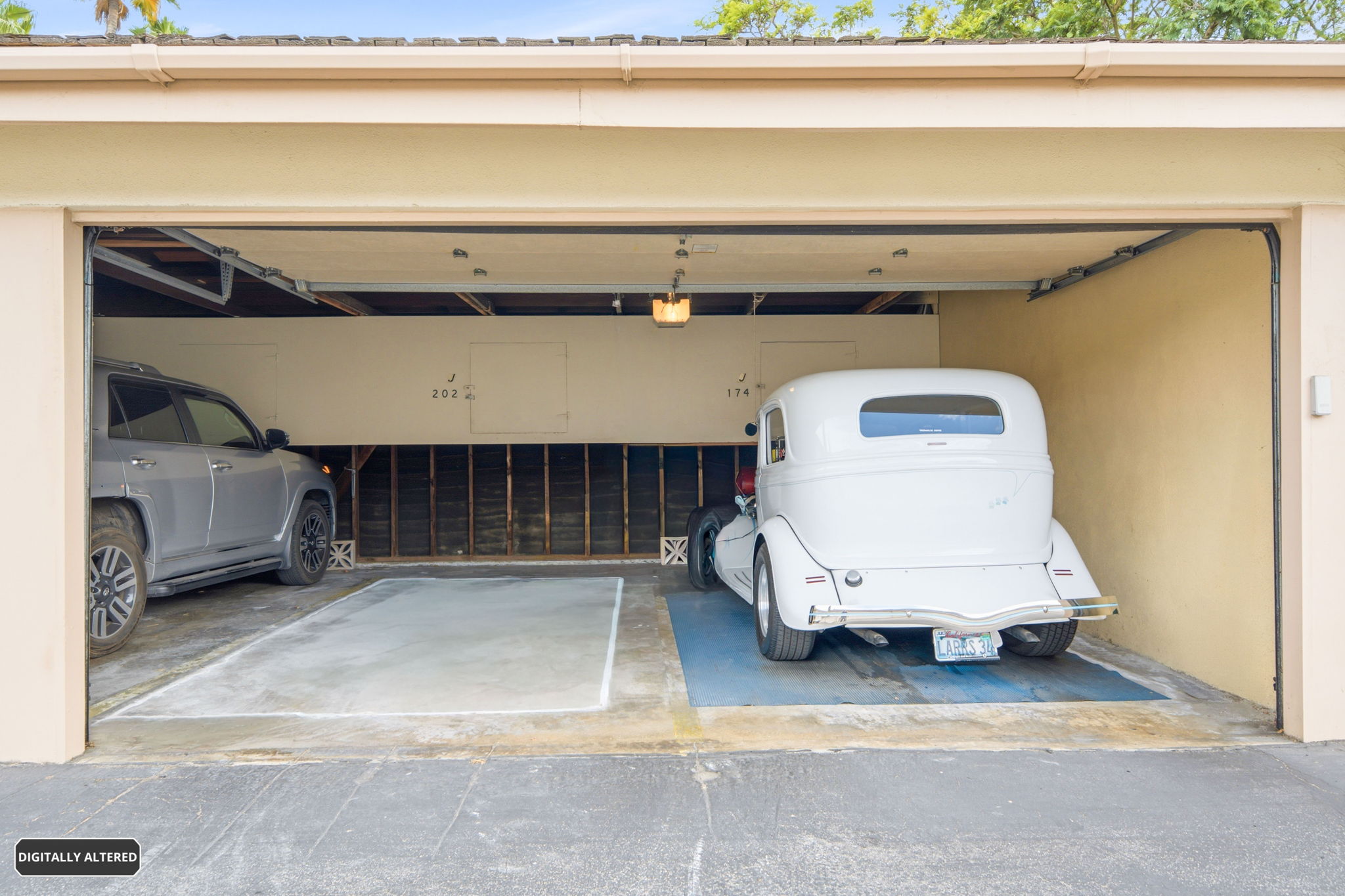 Nearby 1-Car Garage Space