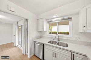 Dining Area By Front Slider
