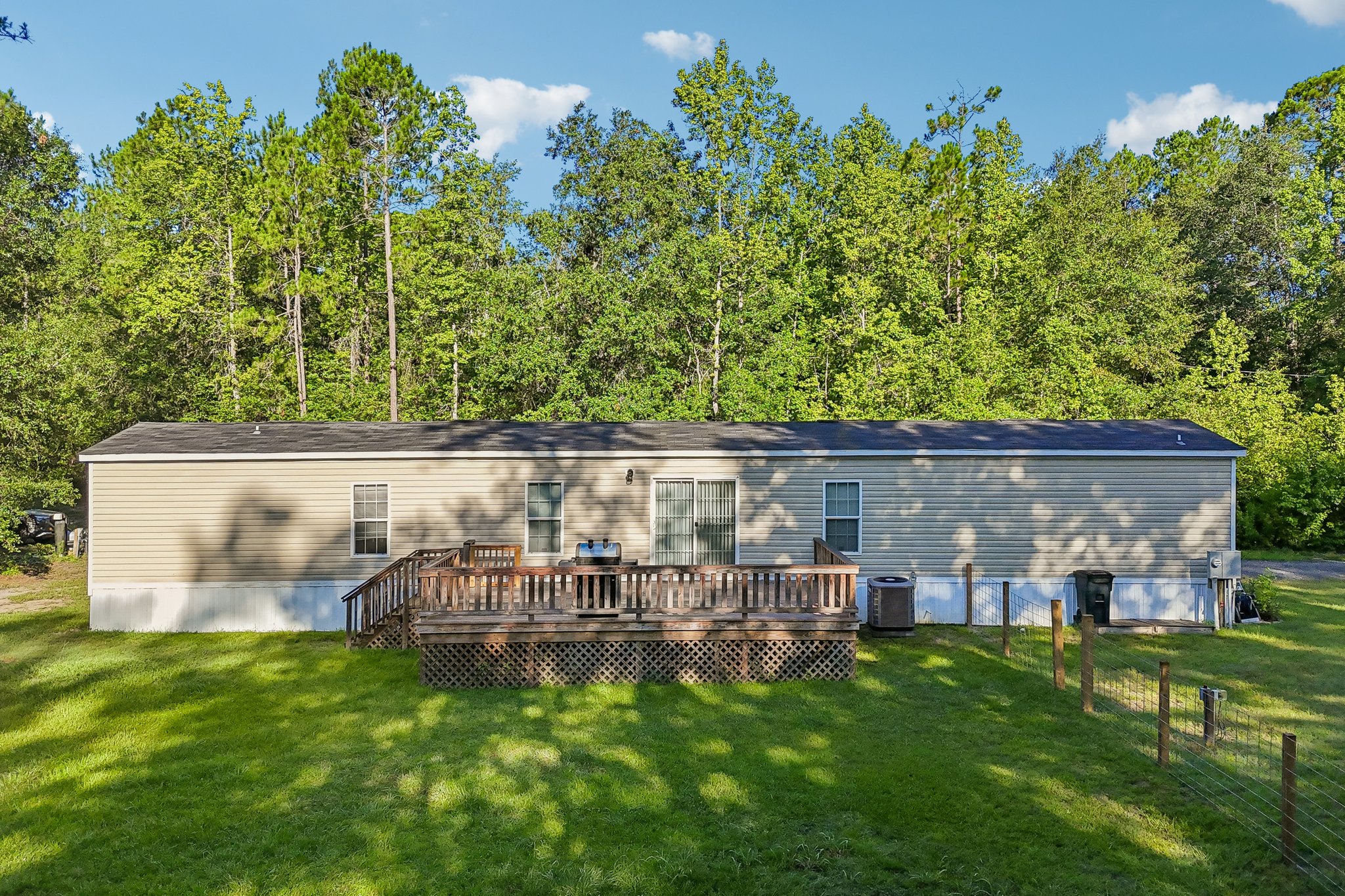 Juneberry Court-S0907-044.jpg