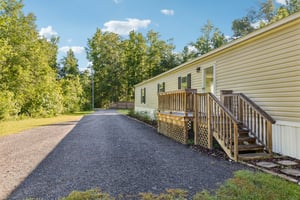 Juneberry Court-S0907-001.jpg