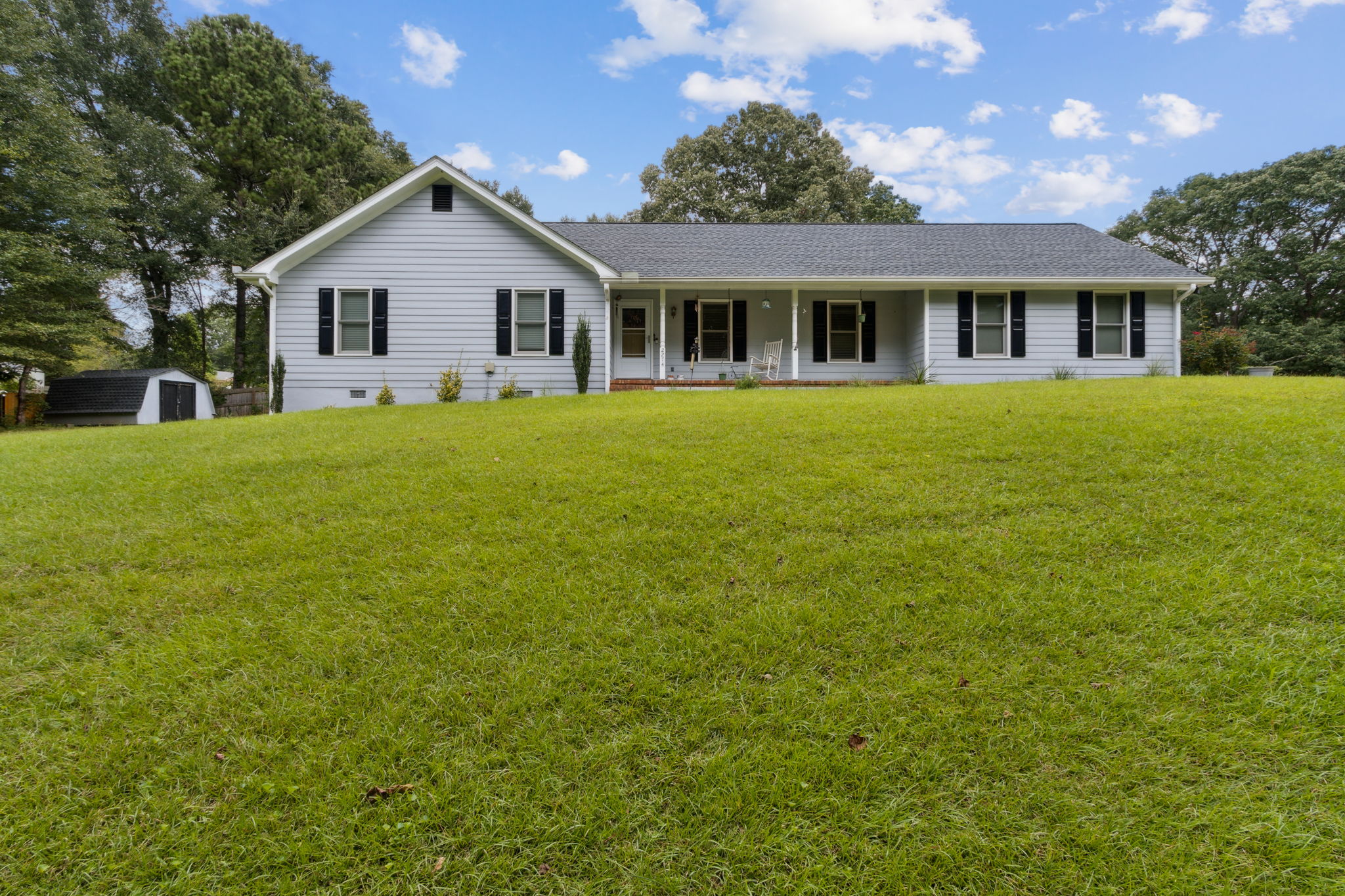 Welcome to 2274 Hillbriar Drive