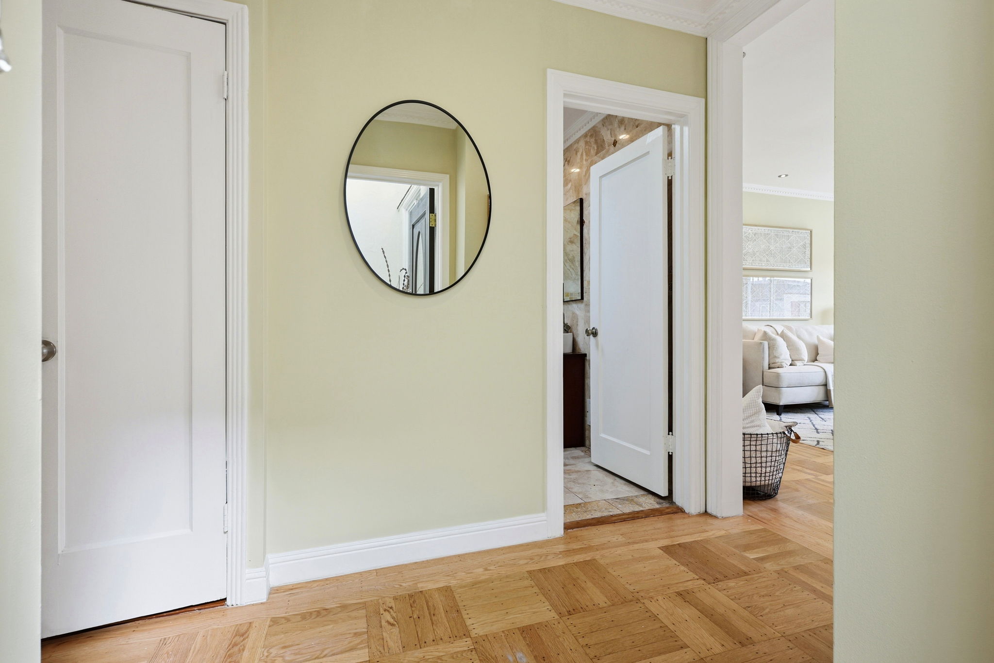 006_F8_2275 35th Ave