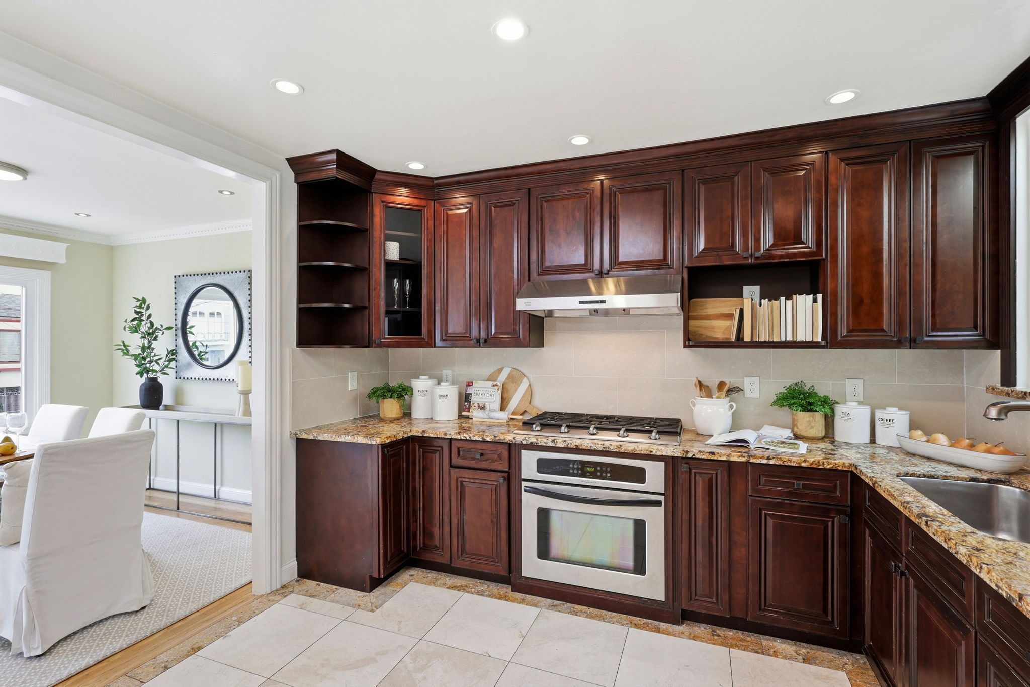 010_F8_2275 35th Ave