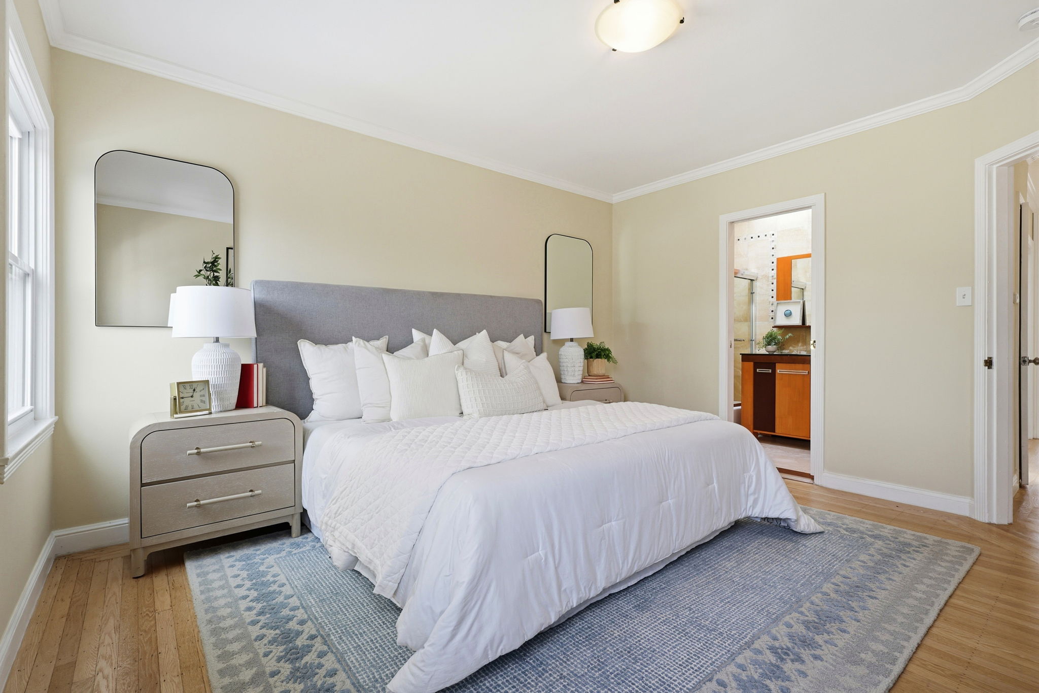 021_F8_2275 35th Ave