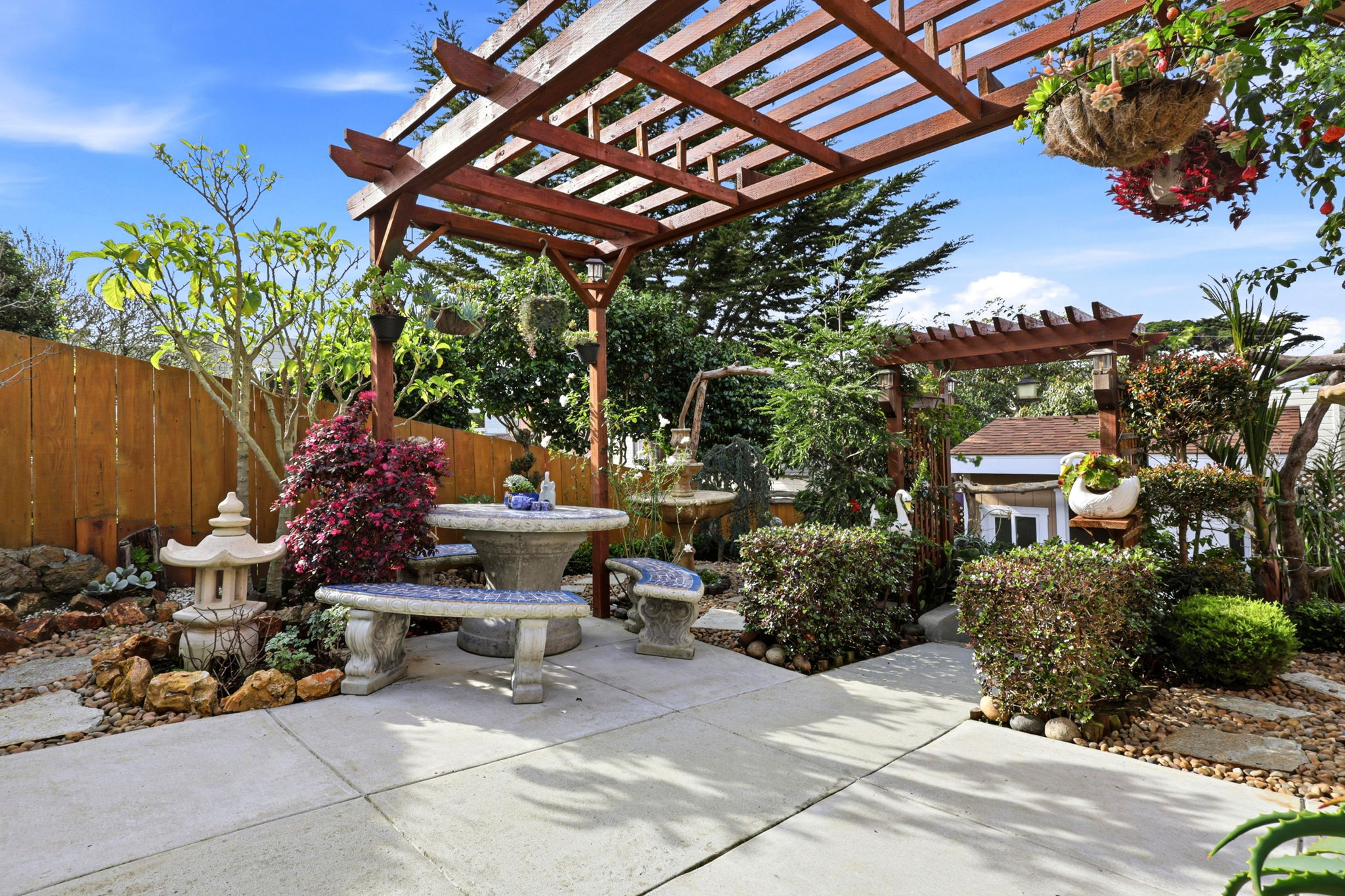 033_F8_2275 35th Ave