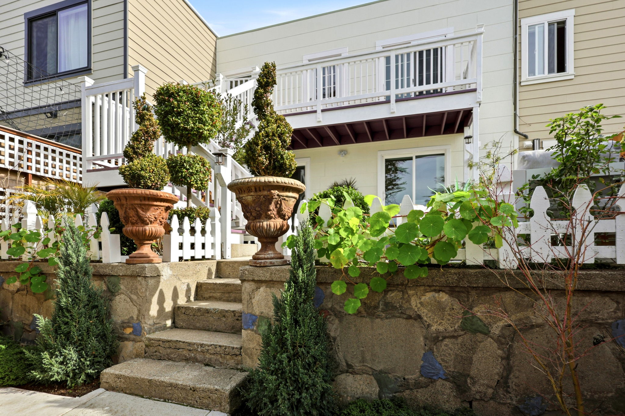 039_F8_2275 35th Ave