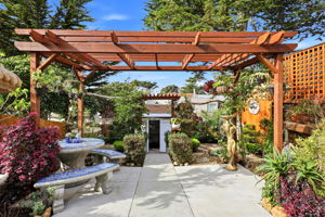 034_F8_2275 35th Ave